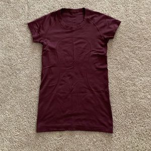 Lululemon swift run tee